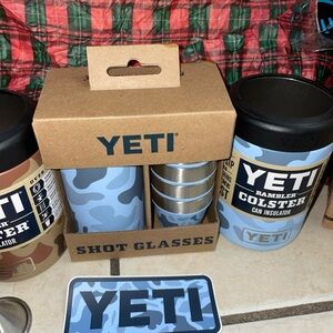 YETI 12oz Rambler Colster Can Insulators in Camo Tan & blue camo- sold out /2024